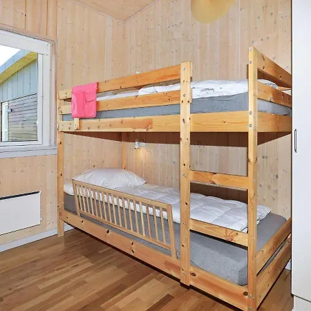 4 Star Holiday In Holiday home *